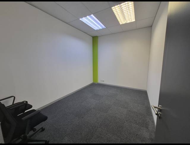 761M² OFFICE TO LET IN RIVONIA
